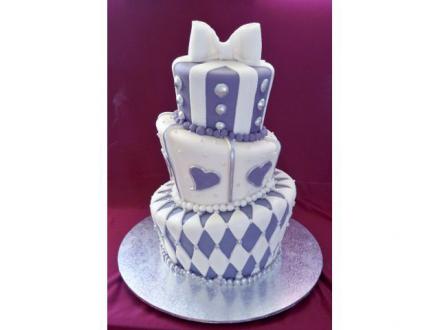 Amazing wedding cakes by Elisabeth
