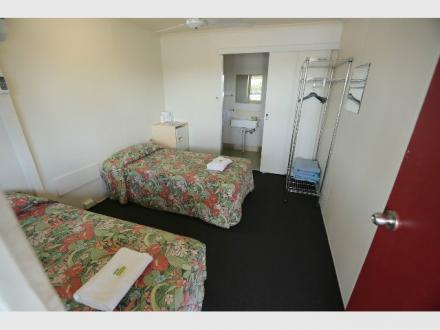 Maroochy Waterfront Camp & Conference Centre