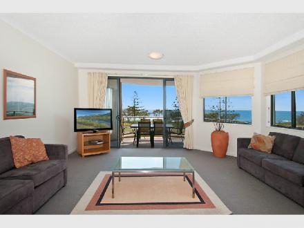 Meridian Alex Beach Apartments